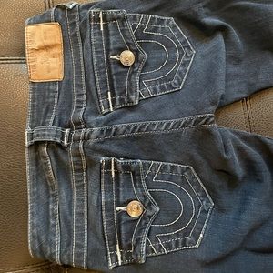 True Religion Women’s skinny Jean / Jegging